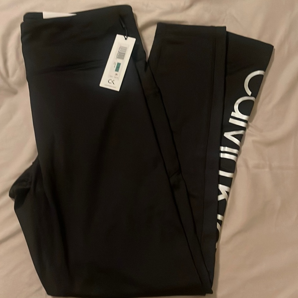 BRAND NEW ATHLEISURE CK LEGGINGS
